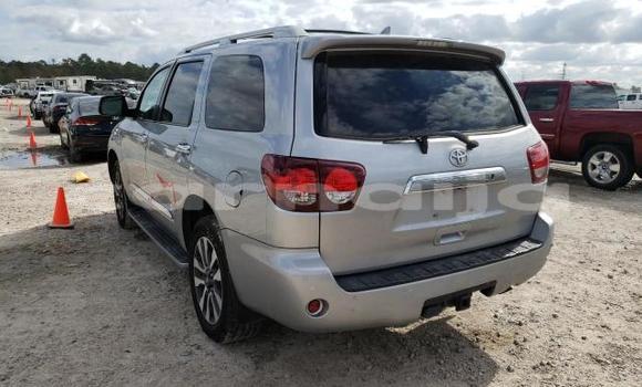 Buy New Toyota Sequoia Silver Car in Badagry in Lagos State Buy New Toyota Sequoia Silver Car in Badagry in Lagos State