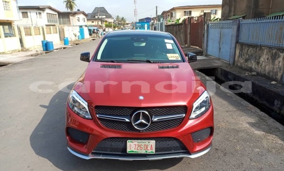 Acheter Occasion Voiture Mercedes-Benz GLE Rouge à Lagos, État de Lagos Acheter Occasion Voiture Mercedes-Benz GLE Rouge à Lagos, État de Lagos