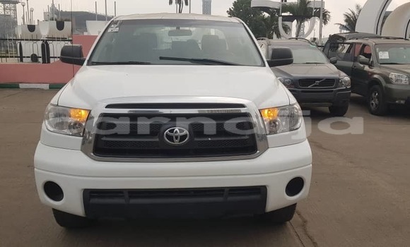 Acheter Import Voiture Toyota Tundra Blanc à Lagos, État de Lagos Acheter Import Voiture Toyota Tundra Blanc à Lagos, État de Lagos