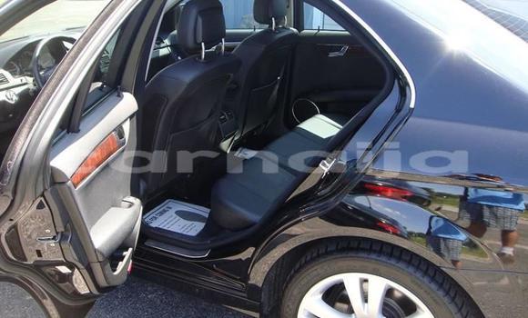 Acheter Occasion Voiture Mercedes-Benz C–Class Noir à Lagos, État de Lagos Acheter Occasion Voiture Mercedes-Benz C–Class Noir à Lagos, État de Lagos