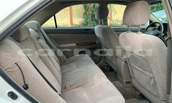 Acheter Occasion Voiture Toyota Camry Blanc à Lagos, État de Lagos Acheter Occasion Voiture Toyota Camry Blanc à Lagos, État de Lagos