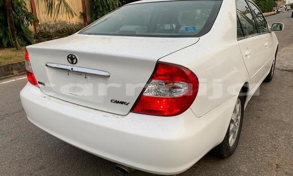Acheter Occasion Voiture Toyota Camry Blanc à Lagos, État de Lagos Acheter Occasion Voiture Toyota Camry Blanc à Lagos, État de Lagos