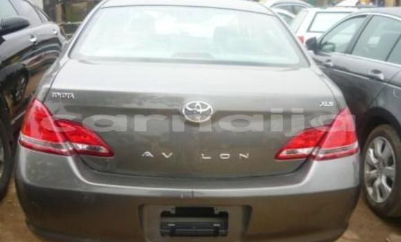 Acheter Occasion Voiture Toyota Avalon Beige à Lagos, État de Lagos Acheter Occasion Voiture Toyota Avalon Beige à Lagos, État de Lagos