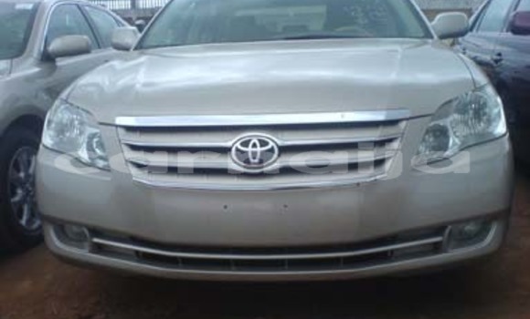 Acheter Occasion Voiture Toyota Avalon Marron à Lagos, État de Lagos