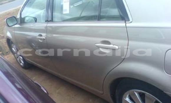 Acheter Occasion Voiture Toyota Avalon Marron à Lagos, État de Lagos Acheter Occasion Voiture Toyota Avalon Marron à Lagos, État de Lagos