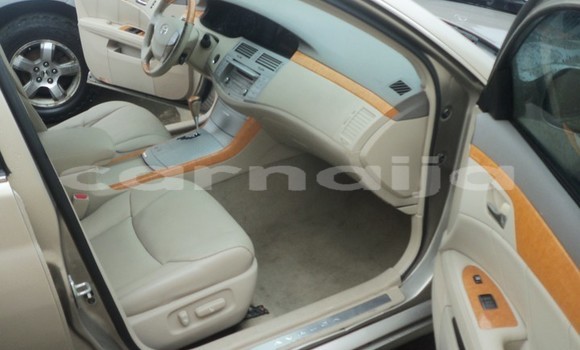 Acheter Occasion Voiture Toyota Avalon Marron à Lagos, État de Lagos Acheter Occasion Voiture Toyota Avalon Marron à Lagos, État de Lagos
