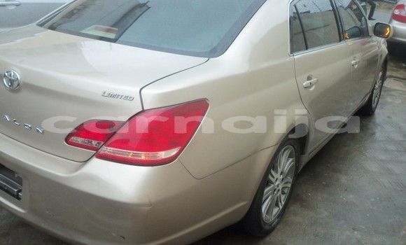 Acheter Occasion Voiture Toyota Avalon Marron à Lagos, État de Lagos Acheter Occasion Voiture Toyota Avalon Marron à Lagos, État de Lagos