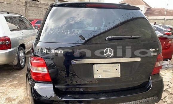 Acheter Occasion Voiture Mercedes-Benz ML–Class Noir à Lagos, État de Lagos Acheter Occasion Voiture Mercedes-Benz ML–Class Noir à Lagos, État de Lagos