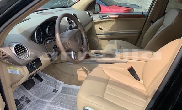 Acheter Occasion Voiture Mercedes-Benz ML–Class Noir à Lagos, État de Lagos Acheter Occasion Voiture Mercedes-Benz ML–Class Noir à Lagos, État de Lagos