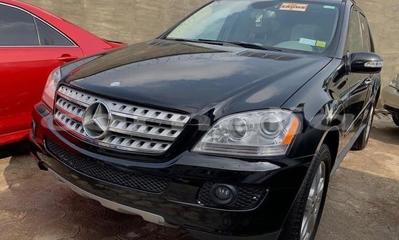 Acheter Occasion Voiture Mercedes-Benz ML–Class Noir à Lagos, État de Lagos Acheter Occasion Voiture Mercedes-Benz ML–Class Noir à Lagos, État de Lagos