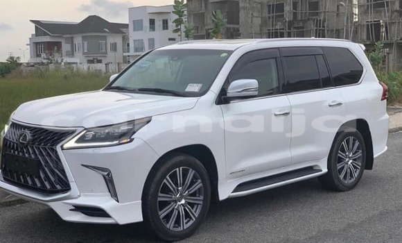 Acheter Occasion Voiture Lexus LX 570 Blanc à Lagos, État de Lagos Acheter Occasion Voiture Lexus LX 570 Blanc à Lagos, État de Lagos