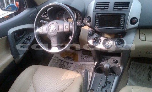 Acheter Occasion Voiture Toyota RAV4 Rouge à Lagos, État de Lagos Acheter Occasion Voiture Toyota RAV4 Rouge à Lagos, État de Lagos