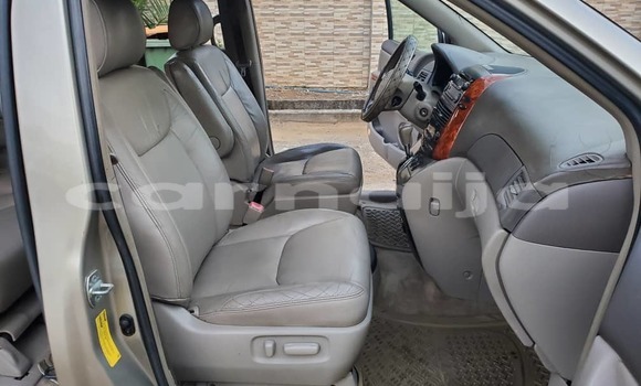 Acheter Occasion Voiture Toyota Sienna Gris à Lagos, État de Lagos Acheter Occasion Voiture Toyota Sienna Gris à Lagos, État de Lagos