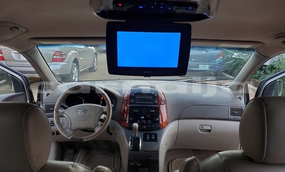 Acheter Occasion Voiture Toyota Sienna Gris à Lagos, État de Lagos Acheter Occasion Voiture Toyota Sienna Gris à Lagos, État de Lagos