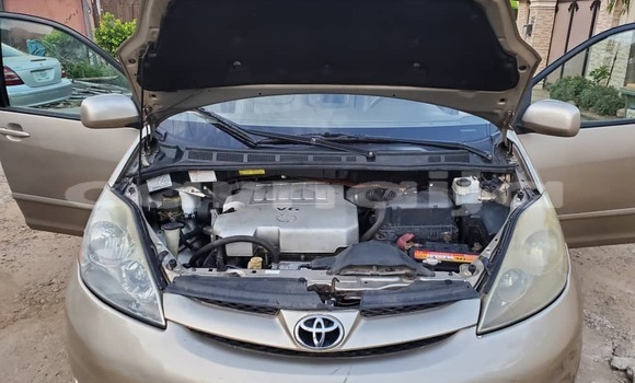 Acheter Occasion Voiture Toyota Sienna Gris à Lagos, État de Lagos Acheter Occasion Voiture Toyota Sienna Gris à Lagos, État de Lagos