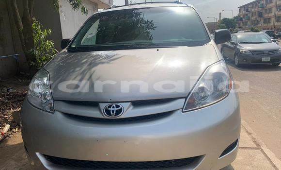 Buy Used Toyota Sienna Silver Car in Lagos in Lagos State
