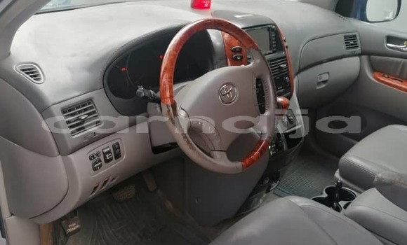 Buy Used Toyota Sienna Blue Car in Lagos in Lagos State Buy Used Toyota Sienna Blue Car in Lagos in Lagos State