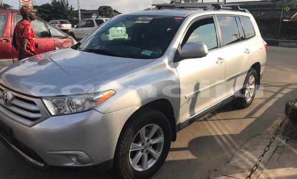 Buy Used Toyota Highlander Silver Car in Lagos in Lagos State Buy Used Toyota Highlander Silver Car in Lagos in Lagos State