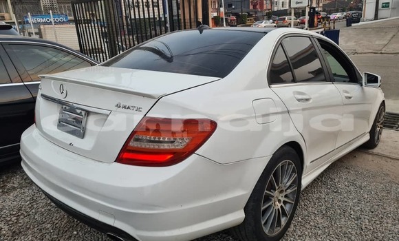 Acheter Occasion Voiture Mercedes-Benz C–Class Blanc à Lagos, État de Lagos Acheter Occasion Voiture Mercedes-Benz C–Class Blanc à Lagos, État de Lagos