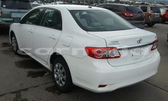 Buy Used Toyota Corolla White Car in Lagos in Lagos State Buy Used Toyota Corolla White Car in Lagos in Lagos State