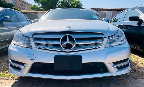 Acheter Import Voiture Mercedes-Benz C250 coupe Autre à Abuja, État de Lagos Acheter Import Voiture Mercedes-Benz C250 coupe Autre à Abuja, État de Lagos