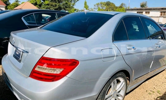Acheter Import Voiture Mercedes-Benz C250 coupe Autre à Abuja, État de Lagos Acheter Import Voiture Mercedes-Benz C250 coupe Autre à Abuja, État de Lagos