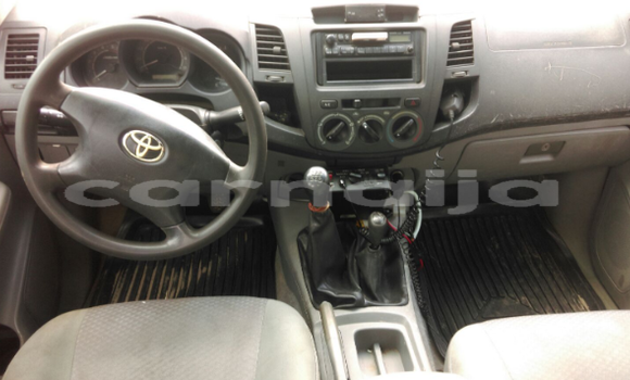 Acheter Occasion Voiture Toyota Hilux Blanc à Abuja, État de Lagos Acheter Occasion Voiture Toyota Hilux Blanc à Abuja, État de Lagos
