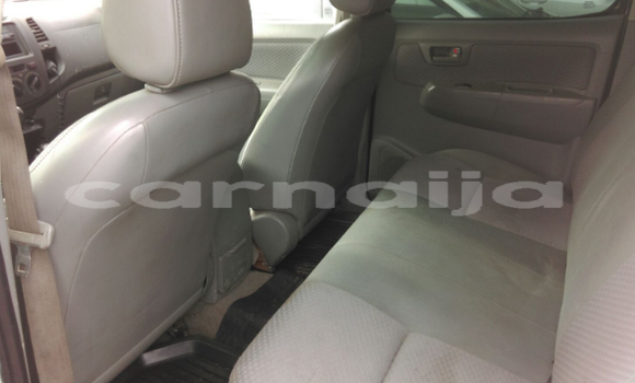 Acheter Occasion Voiture Toyota Hilux Blanc à Abuja, État de Lagos Acheter Occasion Voiture Toyota Hilux Blanc à Abuja, État de Lagos