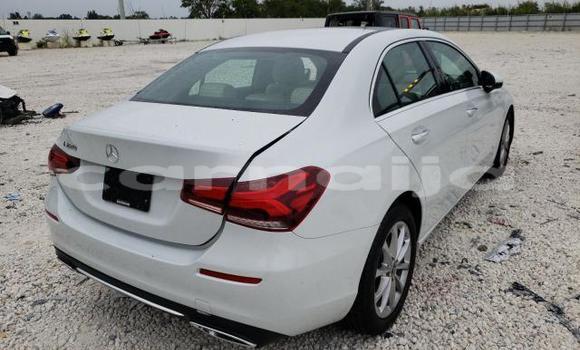 Acheter Neuf Voiture Mercedes-Benz A–Class Blanc à Badagry, État de Lagos Acheter Neuf Voiture Mercedes-Benz A–Class Blanc à Badagry, État de Lagos