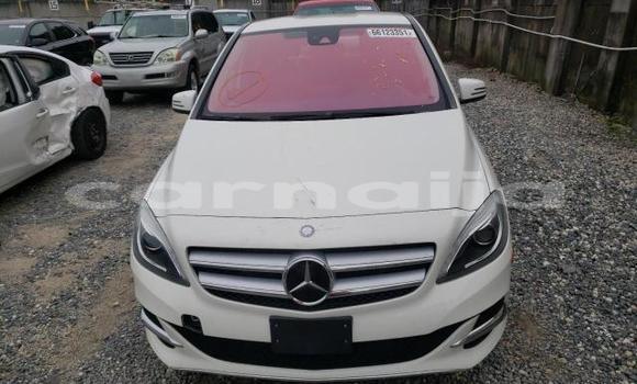 Buy New Mercedes-Benz B-klasse White Car in Badagry in Lagos State Buy New Mercedes-Benz B-klasse White Car in Badagry in Lagos State