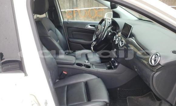 Buy New Mercedes-Benz B-klasse White Car in Badagry in Lagos State Buy New Mercedes-Benz B-klasse White Car in Badagry in Lagos State