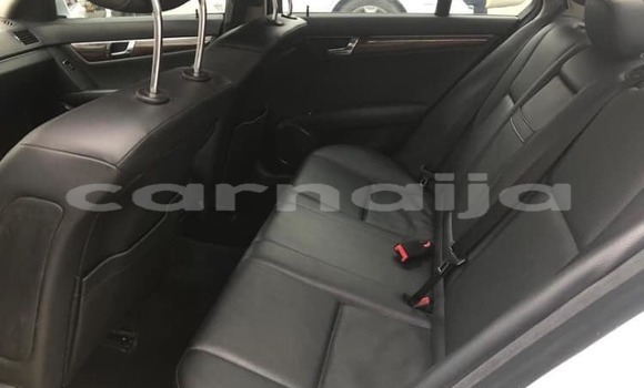 Acheter Occasion Voiture Mercedes-Benz C–Class Blanc à Lagos, État de Lagos Acheter Occasion Voiture Mercedes-Benz C–Class Blanc à Lagos, État de Lagos