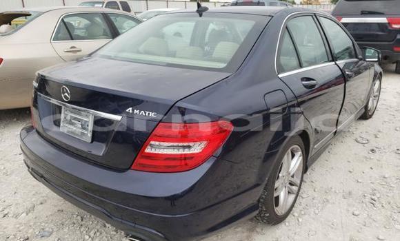 Buy New Mercedes-Benz 300–Series Black Car in Badagry in Lagos State Buy New Mercedes-Benz 300–Series Black Car in Badagry in Lagos State