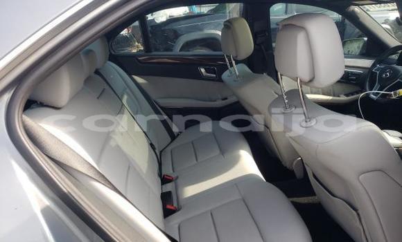 Acheter Neuf Voiture Mercedes-Benz E–Class Gris à Badagry, État de Lagos Acheter Neuf Voiture Mercedes-Benz E–Class Gris à Badagry, État de Lagos
