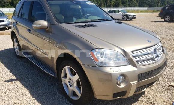 Buy New Mercedes-Benz ML–Class Beige Car in Badagry in Lagos State Buy New Mercedes-Benz ML–Class Beige Car in Badagry in Lagos State