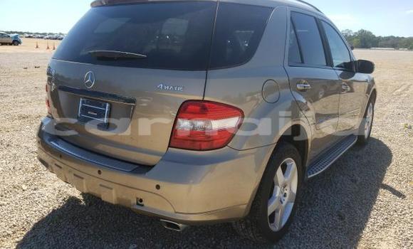 Buy New Mercedes-Benz ML–Class Beige Car in Badagry in Lagos State Buy New Mercedes-Benz ML–Class Beige Car in Badagry in Lagos State