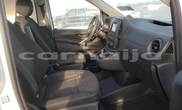 Acheter Neuf Voiture Mercedes-Benz Maybach S-klasse Blanc à Badagry, État de Lagos Acheter Neuf Voiture Mercedes-Benz Maybach S-klasse Blanc à Badagry, État de Lagos