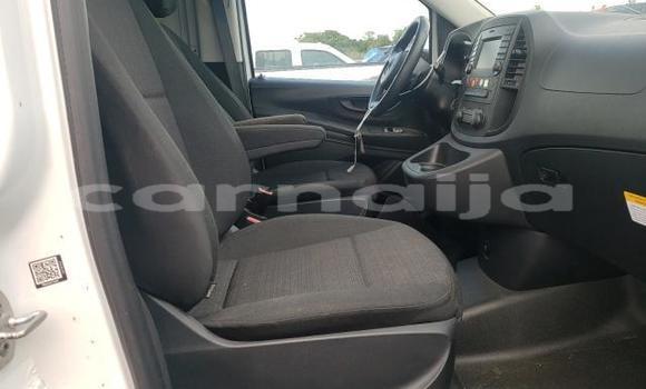 Acheter Neuf Voiture Mercedes-Benz M–Class Blanc à Badagry, État de Lagos Acheter Neuf Voiture Mercedes-Benz M–Class Blanc à Badagry, État de Lagos