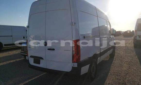 Buy New Mercedes-Benz S–Class White Car in Badagry in Lagos State Buy New Mercedes-Benz S–Class White Car in Badagry in Lagos State