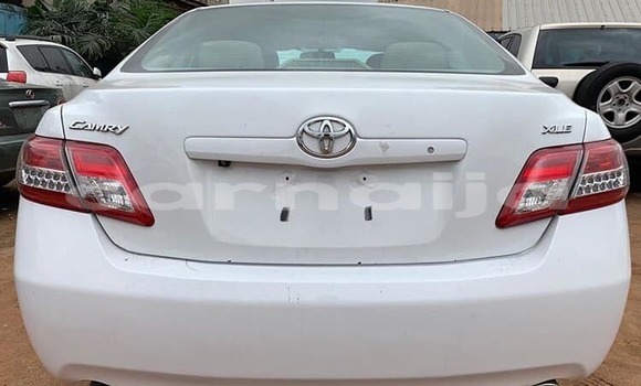 Acheter Occasion Voiture Toyota Camry Blanc à Lagos, État de Lagos Acheter Occasion Voiture Toyota Camry Blanc à Lagos, État de Lagos