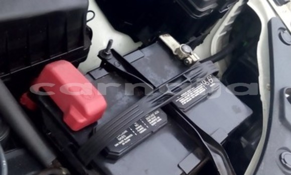 Buy Used Toyota Venza White Car in Lagos in Lagos State Buy Used Toyota Venza White Car in Lagos in Lagos State