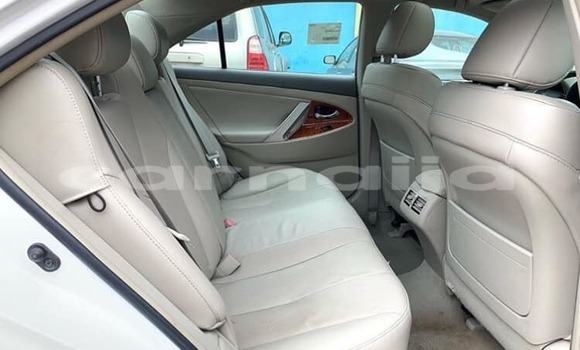 Acheter Occasion Voiture Toyota Camry Blanc à Lagos, État de Lagos Acheter Occasion Voiture Toyota Camry Blanc à Lagos, État de Lagos