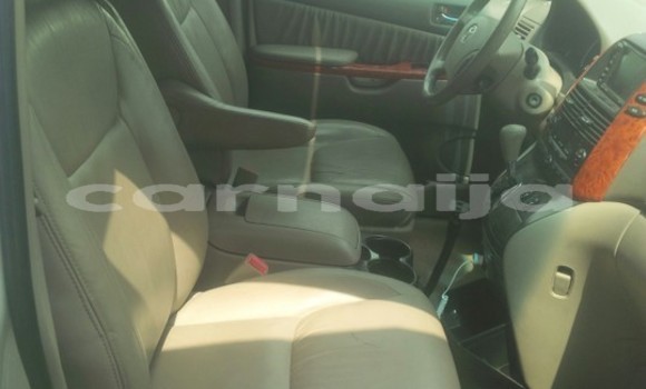 Buy Used Toyota Sienna White Car in Lagos in Lagos State Buy Used Toyota Sienna White Car in Lagos in Lagos State