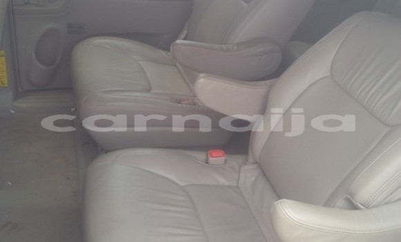 Buy Used Toyota Sienna White Car in Lagos in Lagos State Buy Used Toyota Sienna White Car in Lagos in Lagos State