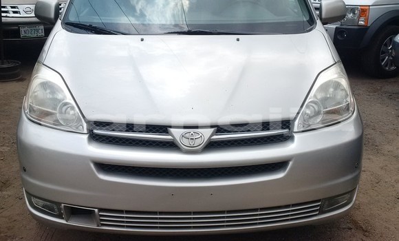 Buy Used Toyota Sienna Silver Car in Lagos in Lagos State Buy Used Toyota Sienna Silver Car in Lagos in Lagos State