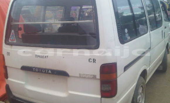 Acheter Import Voiture Toyota Hiace Blanc à Lagos, État de Lagos Acheter Import Voiture Toyota Hiace Blanc à Lagos, État de Lagos