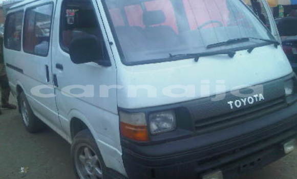 Acheter Import Voiture Toyota Hiace Blanc à Lagos, État de Lagos Acheter Import Voiture Toyota Hiace Blanc à Lagos, État de Lagos