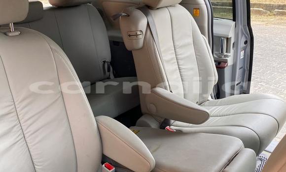 Acheter Occasion Voiture Toyota Sienna Gris à Lagos, État de Lagos Acheter Occasion Voiture Toyota Sienna Gris à Lagos, État de Lagos