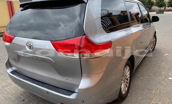 Acheter Occasion Voiture Toyota Sienna Gris à Lagos, État de Lagos Acheter Occasion Voiture Toyota Sienna Gris à Lagos, État de Lagos
