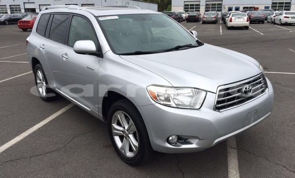 Buy Used Toyota Highlander Silver Car in Lagos in Lagos State